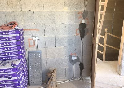 Dining plugs & light switch