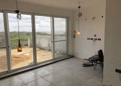 Sitting room lights working (just need properly fitting)